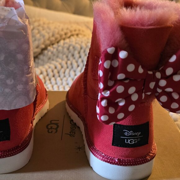 Ugg Disney Minnie bows - Picture 1 of 4
